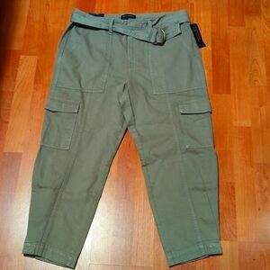 NWT Banana Republic army green cargo pants fashion belt zip up closure pockets